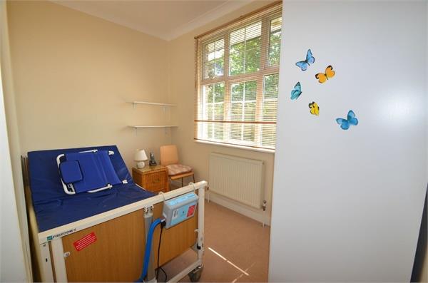 Chalet Estate, Mill Hill, NW7